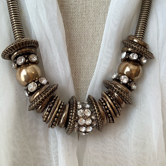 VINTAGE Gold & Rhinestone Clustered Bead Chain Necklace - Picture 2 of 8